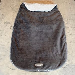 JJ Cole Bundleme Super Soft for Car Seats & Strollers in Graphite & Cream